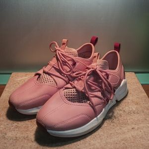 Brookside Fabletics Women's Size 7.5 Pink White Shoes